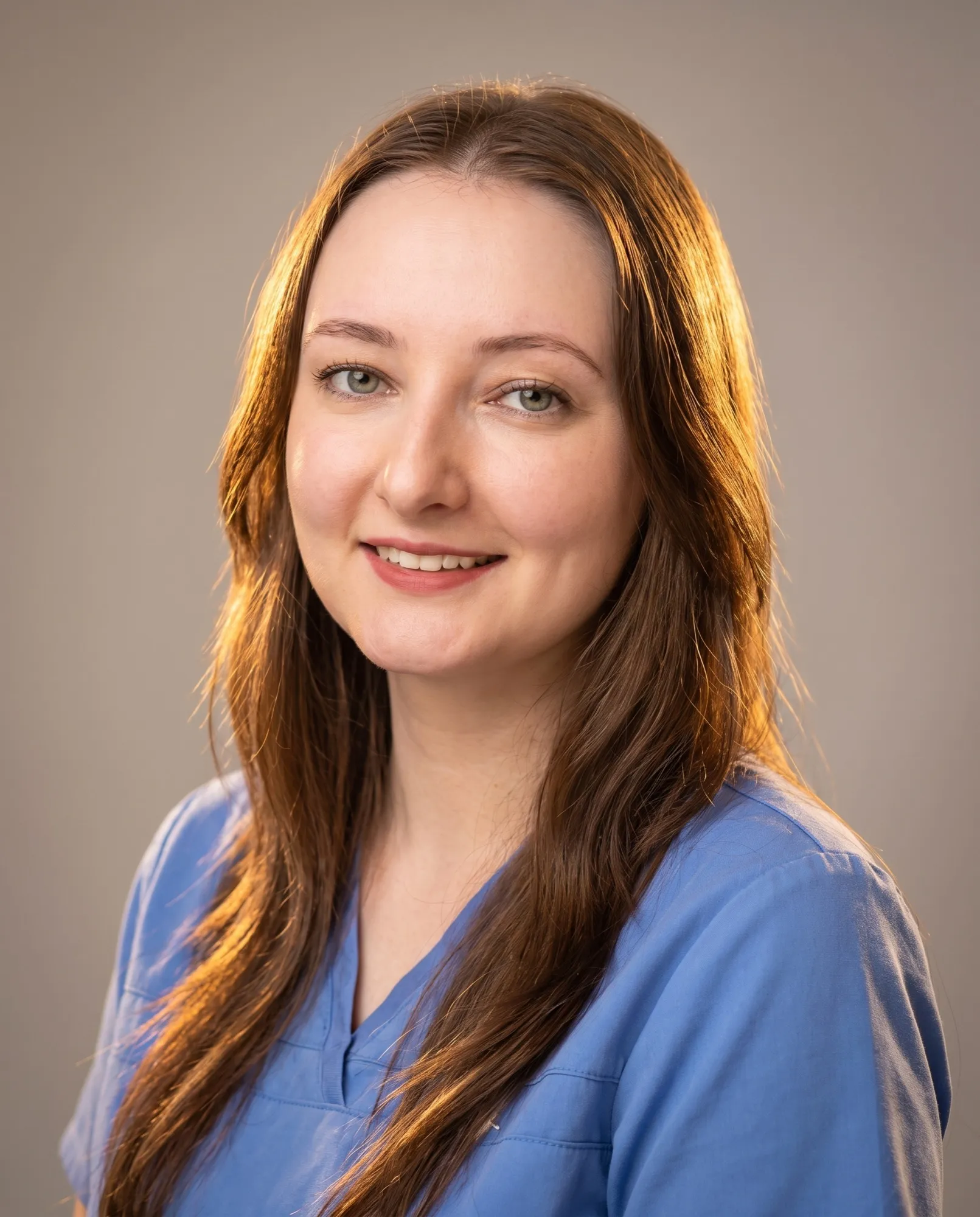 Dr. Larisa Gligor, Medic stomatolog